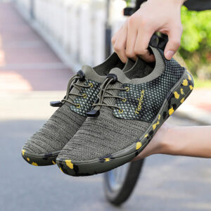 Outdoor Wide Toe Fly-knit Mesh Unisex Sports Shoes Slip-on Comfortable Casual Shoes