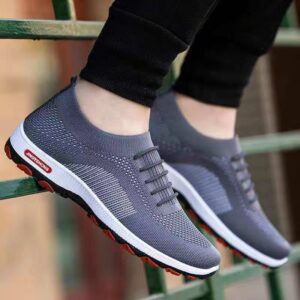 Comfortable and breathable sneakers