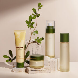 White Truffle Four-piece Set Essence Toner And Lotion Cream Facial Cleanser Brightening Skin Color Moisturizing Face